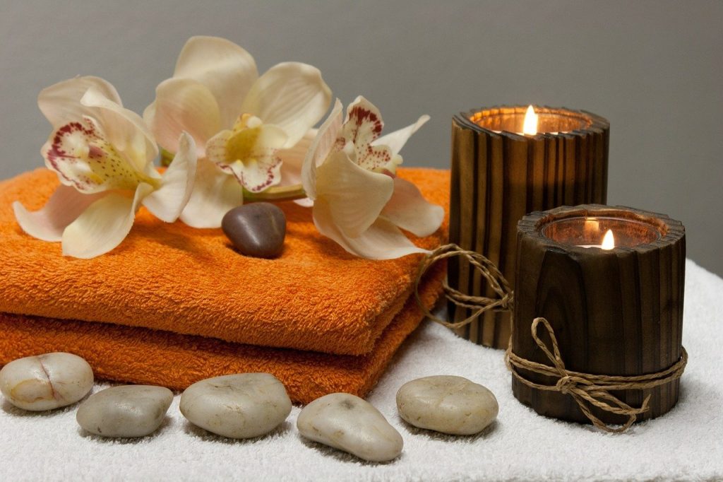 wellness, massage, relax-589771.jpg